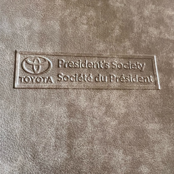 Toyota Professional Bag - Picture 3 of 13